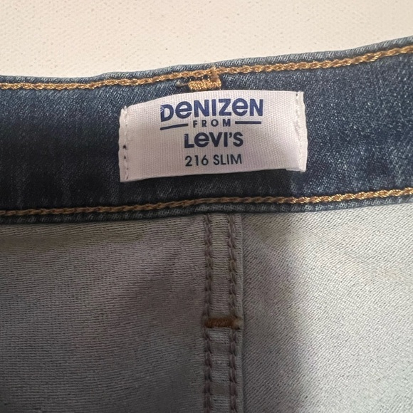 EUC DENIZEN® from Levi's® Men's 216™ Slim Fit Jeans 28/30" Inseam (A) - Picture 8 of 10